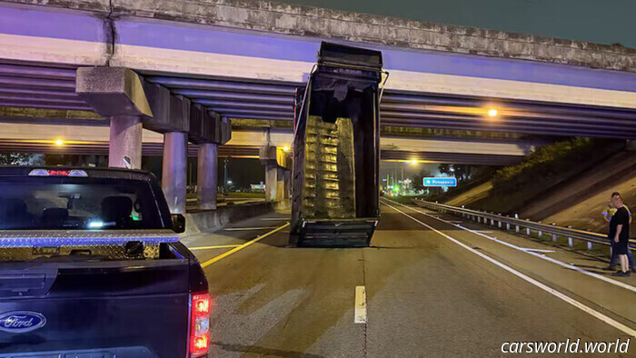 When the Bed of Your Dump Truck Is Raised but Your Mind Isn’t | Carscoops